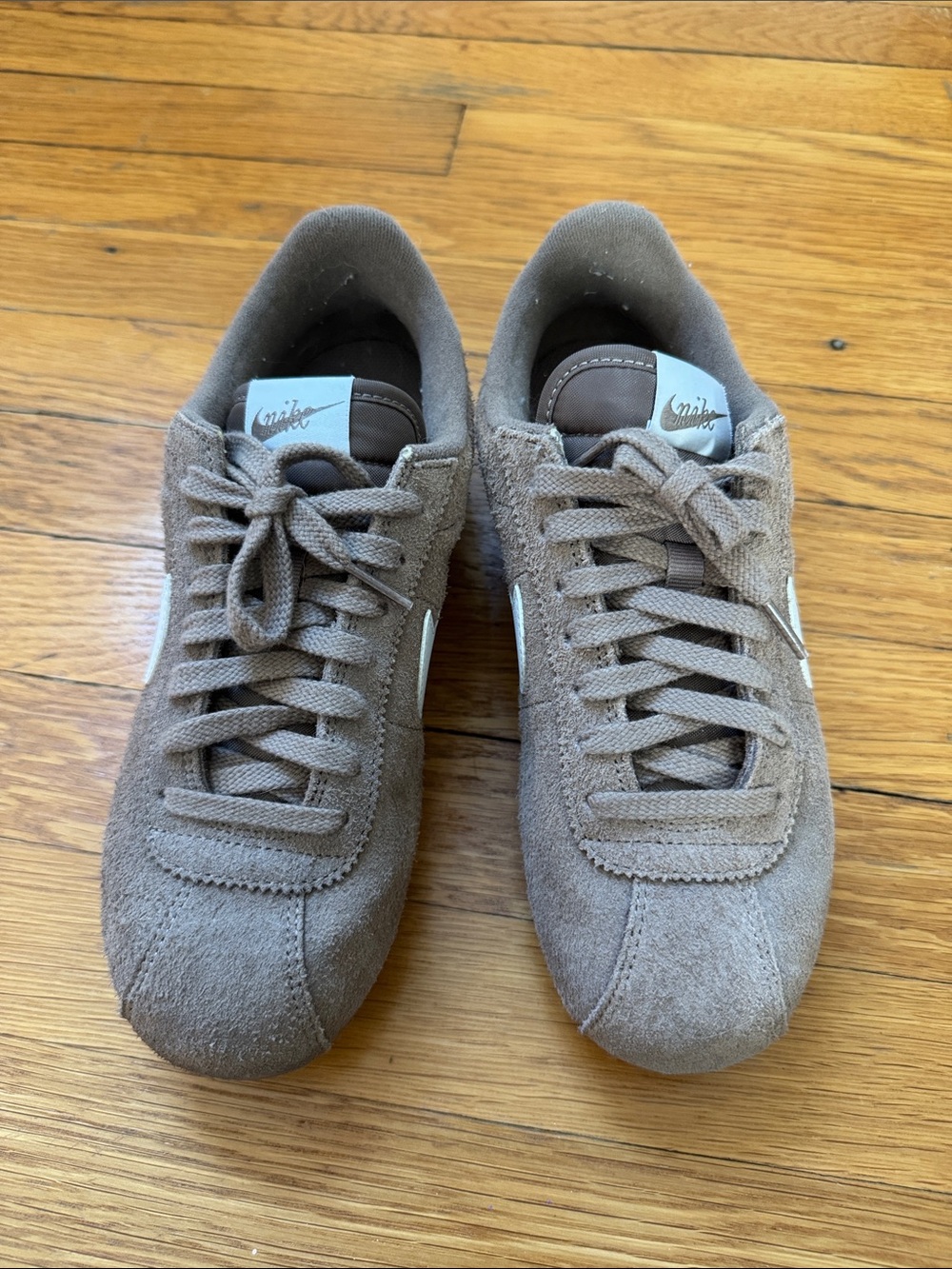 NIKE CORTEZ SNEAKERS VINTAGE MINK BROWN - Picture 3 of 7